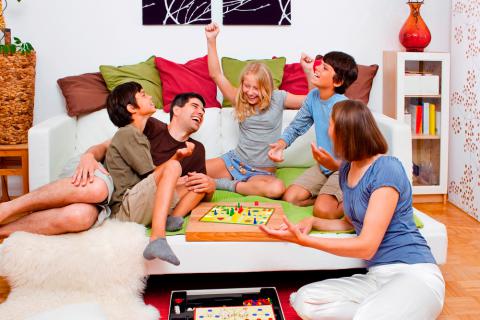 fin de semana en familia en casa eica agencia inmobiliaria Donosti