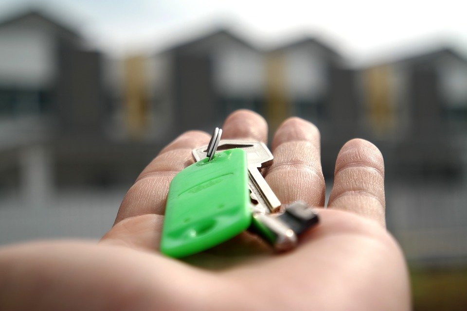 Portada blog eica. Vende tu piso de forma segura. eica agencia inmobiliaria Donosti