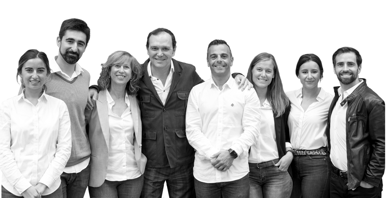 Eica-20-años-contigo-equipo-byn