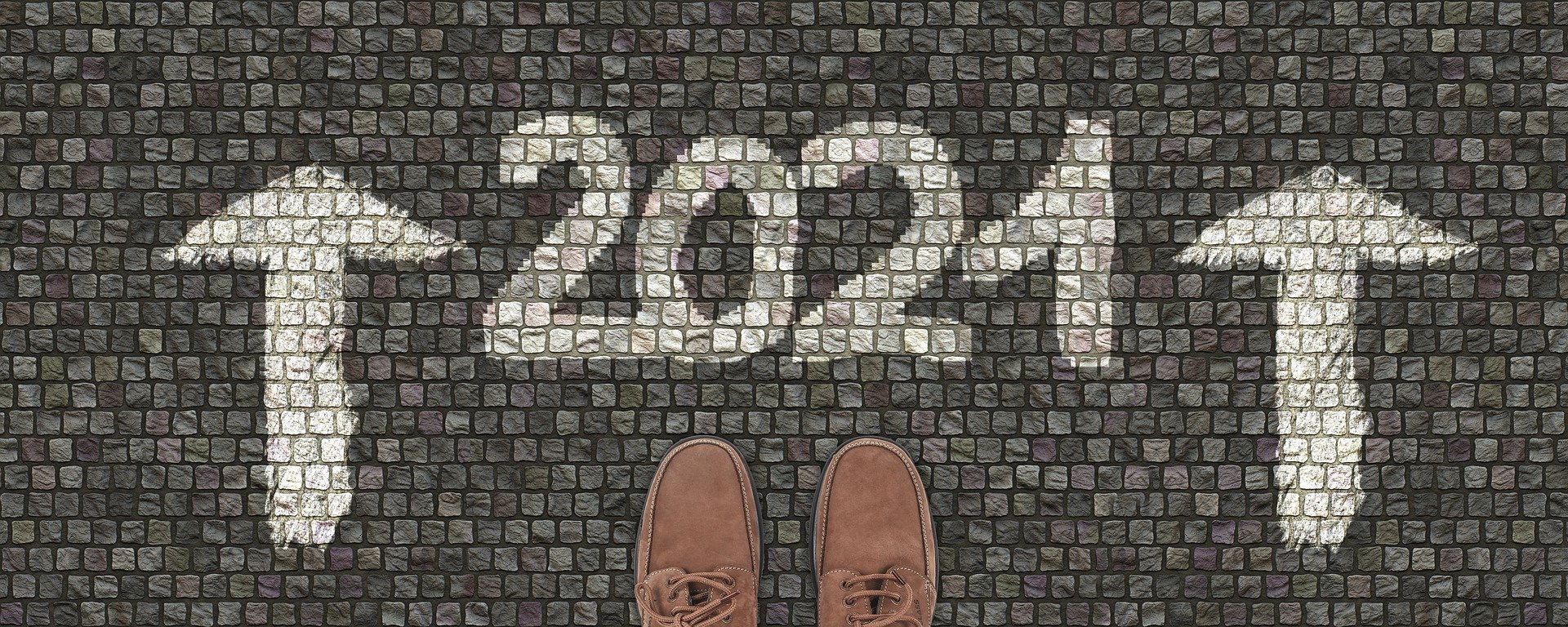 Feliz 2021. Gracias. Clientes felices, equipo eica. eica agencia inmobiliaria Donosti