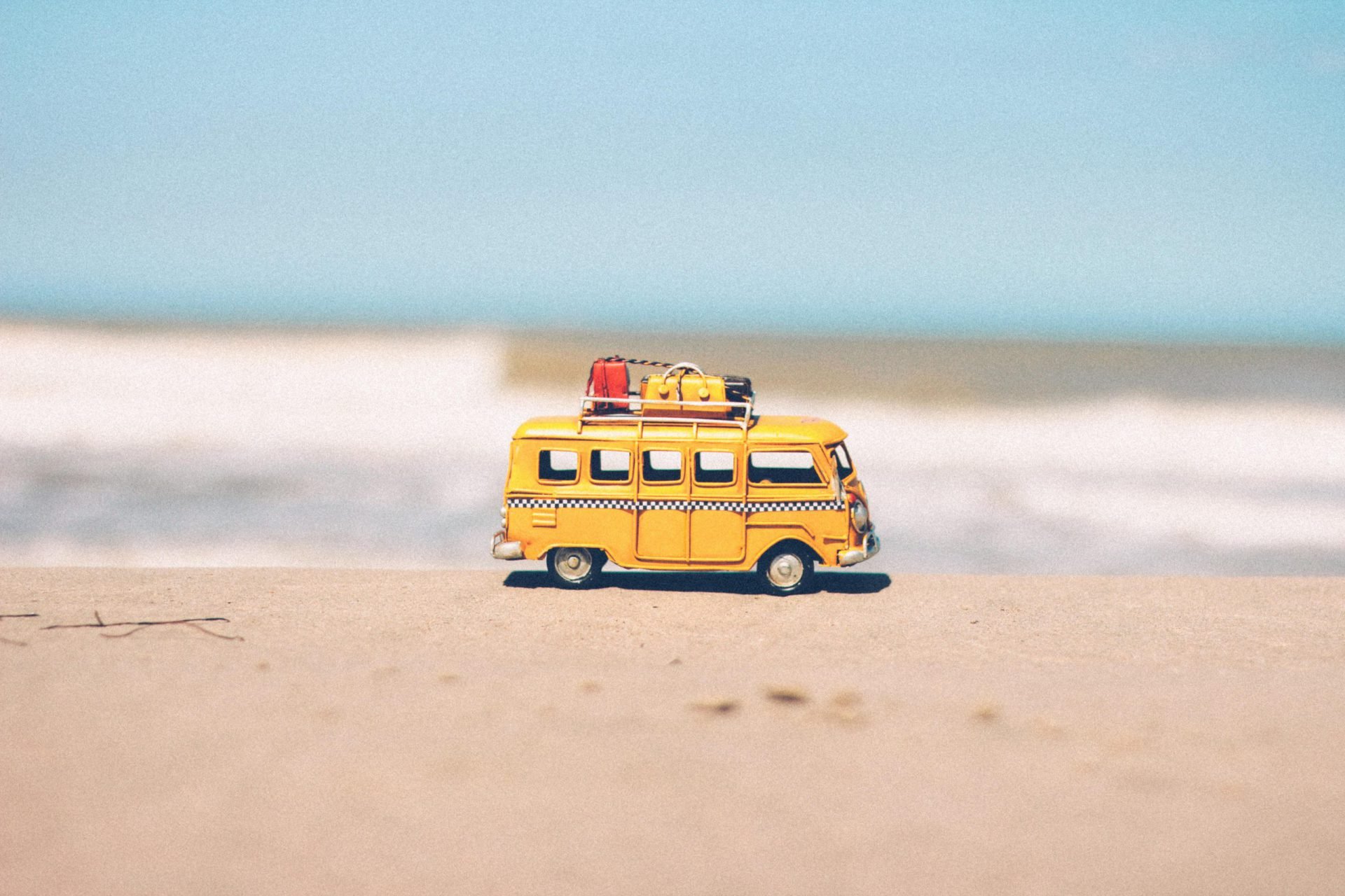 Vacaciones de verano 2021 equipo eica agencia inmobiliaria Donosti